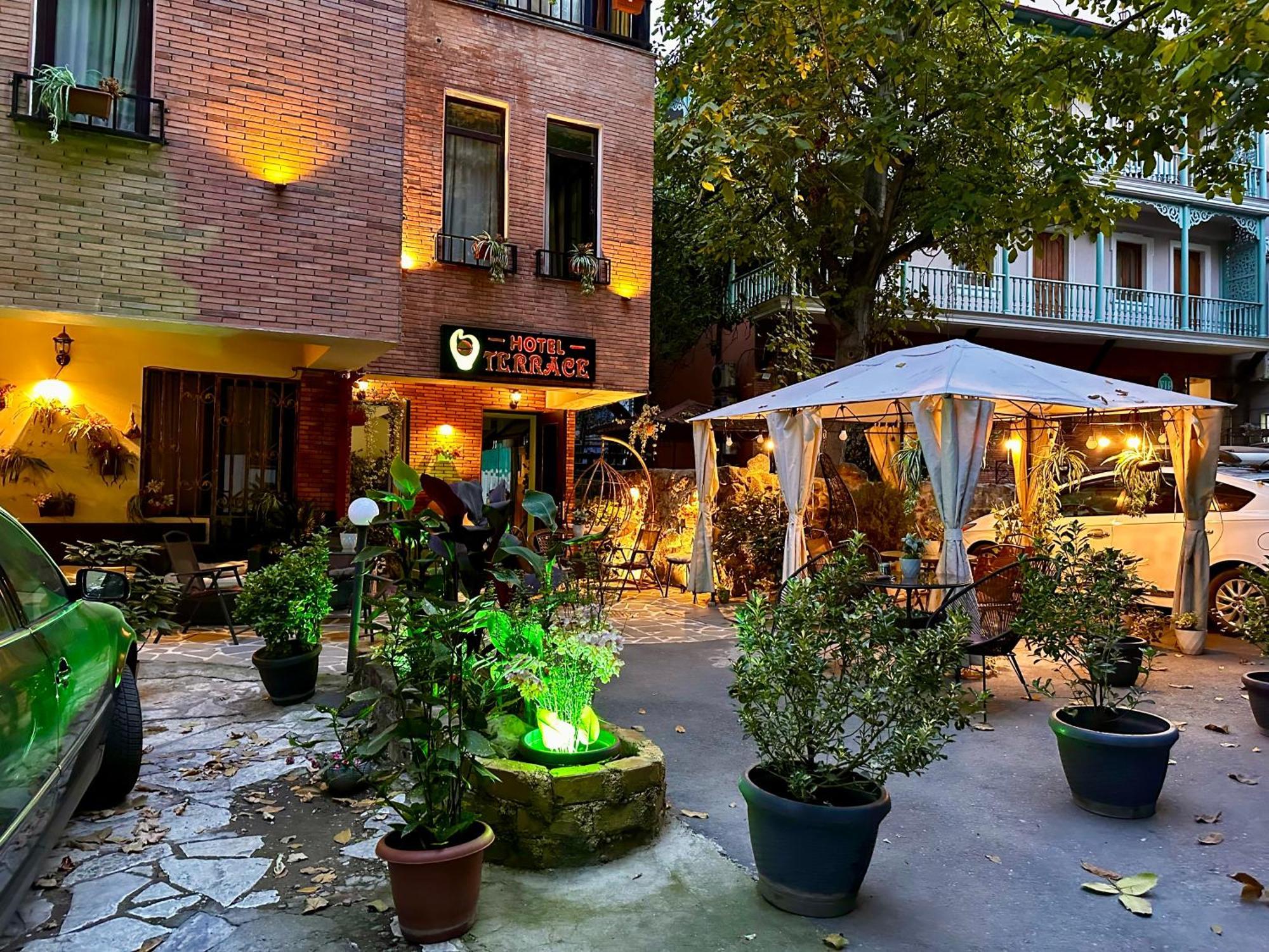 Hotel Terrace Tbilisi Center Esterno foto